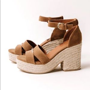 Lynn- Espadrille platform sandal